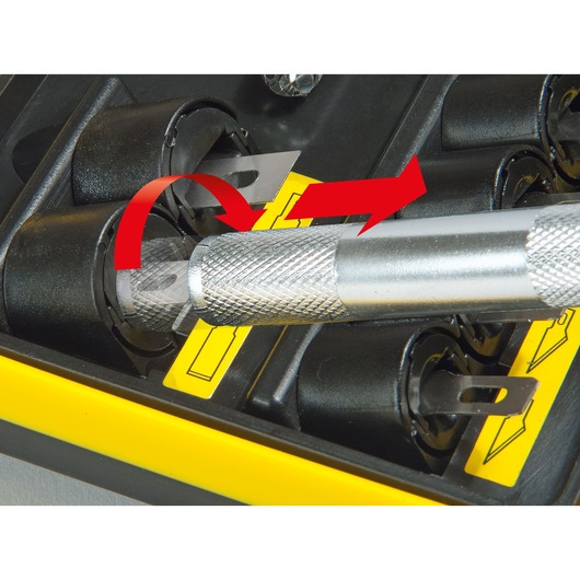 STANLEY STHT0-73872 utility knife handle close-up with blade and red arrow showing blade installation.